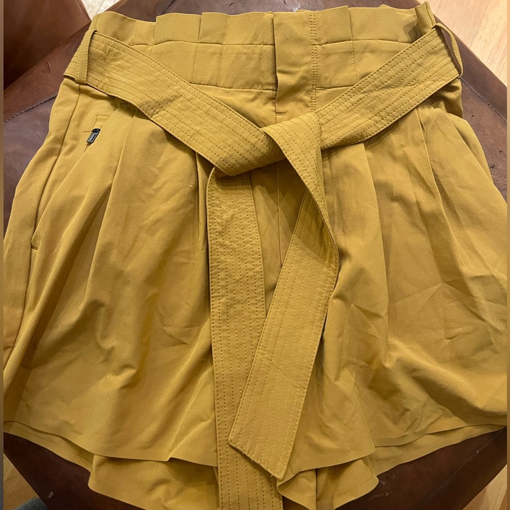 Athleta skyline shorts